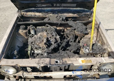 1978 Volkswagen Rabbit из США, поврежденный, VIN 1783383835